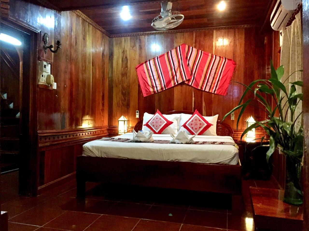 לואנג פרבאנג Soutikone1 Guesthouse מראה חיצוני תמונה